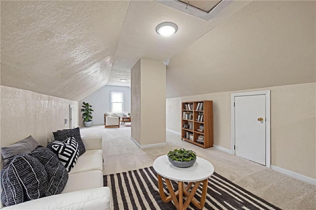 7326 Tracy Avenue — photo 19