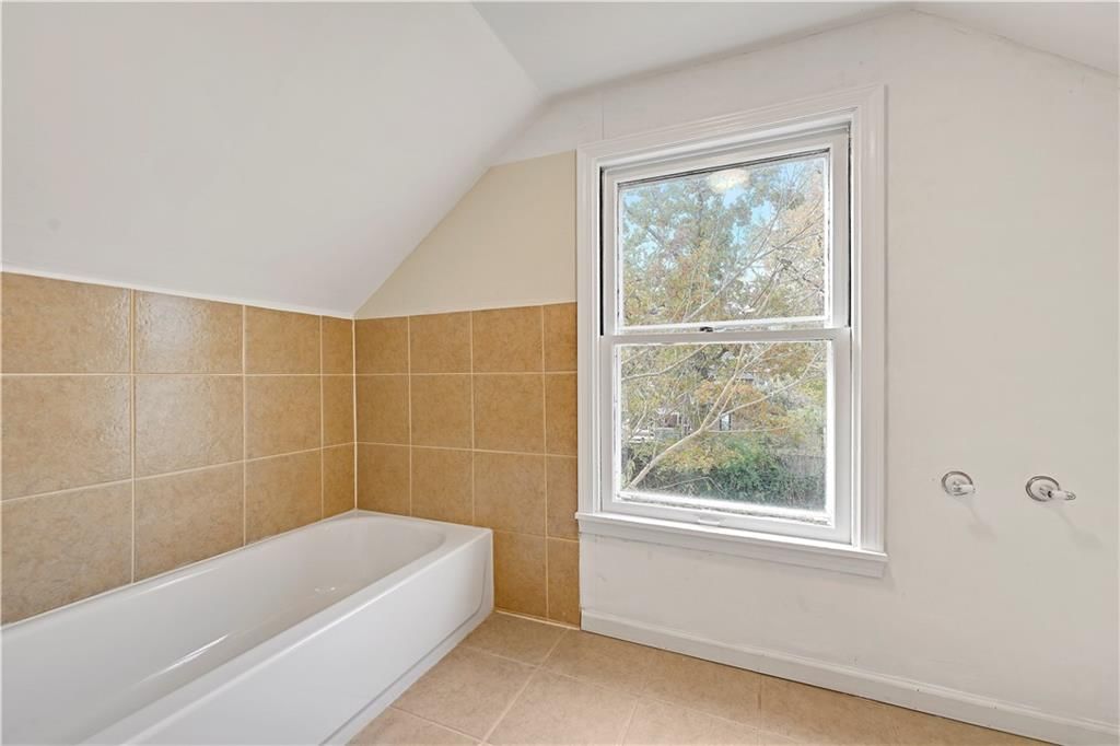 7326 Tracy Avenue — photo 21