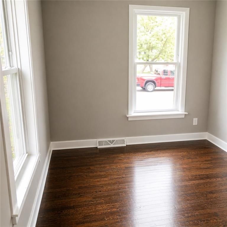 8220 Freeman Avenue — photo 21