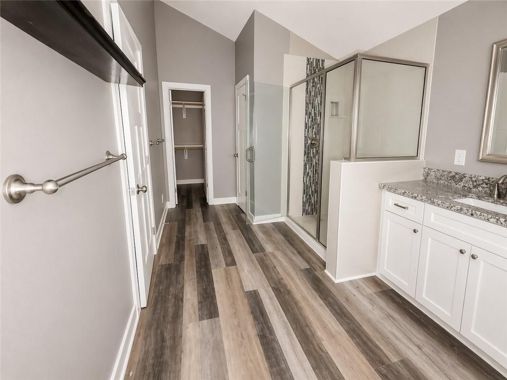 8220 Freeman Avenue — photo 26