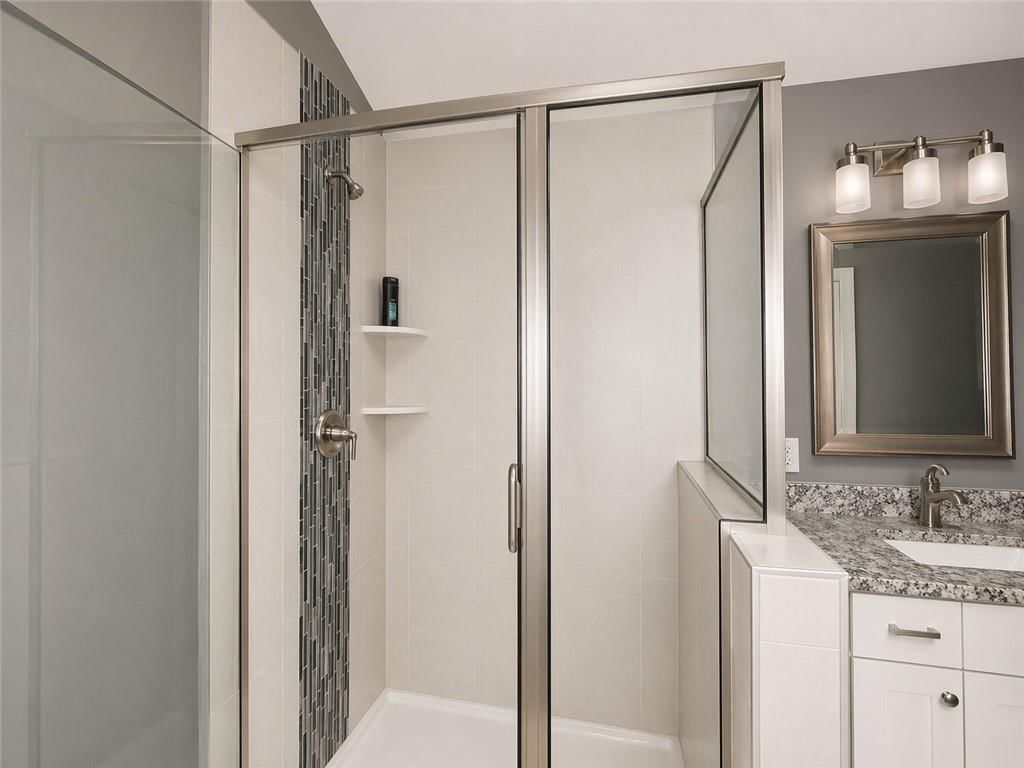 8220 Freeman Avenue — photo 28