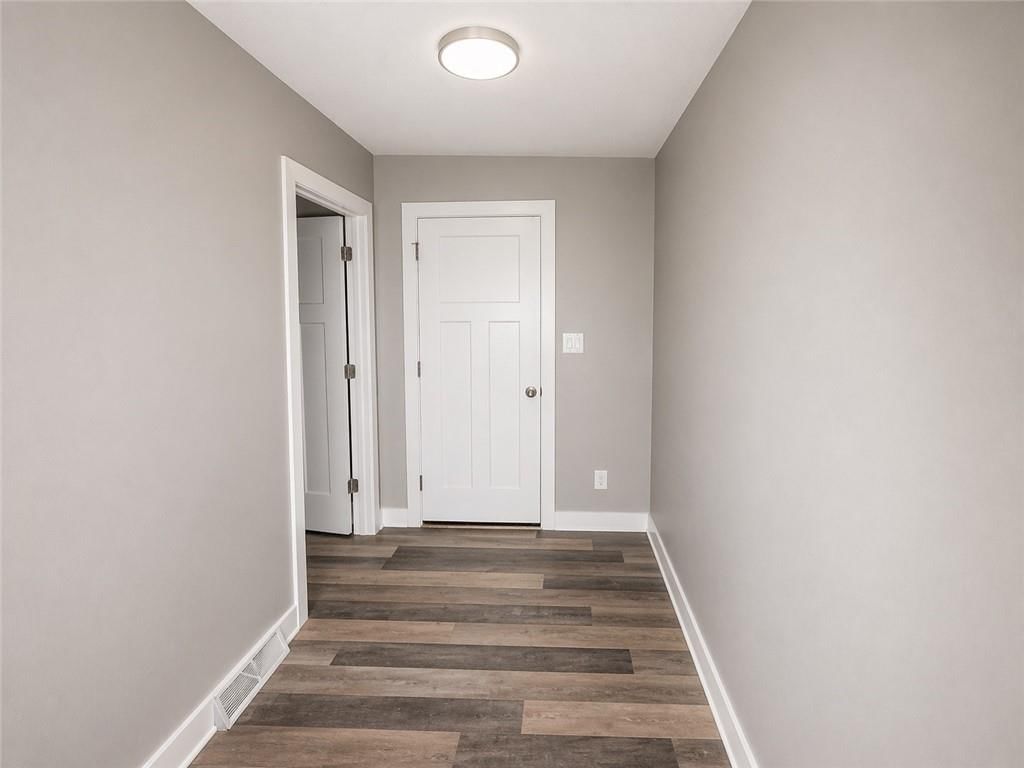 8220 Freeman Avenue — photo 36