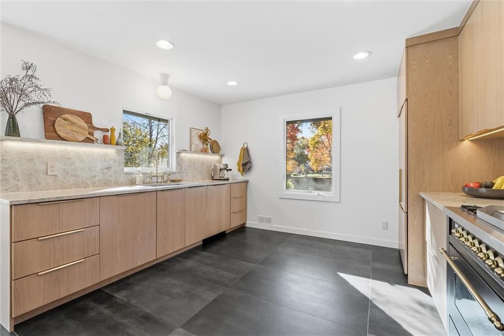 11301 Wornall Terrace — photo 12