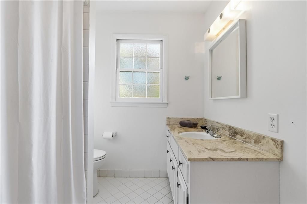 11301 Wornall Terrace — photo 35