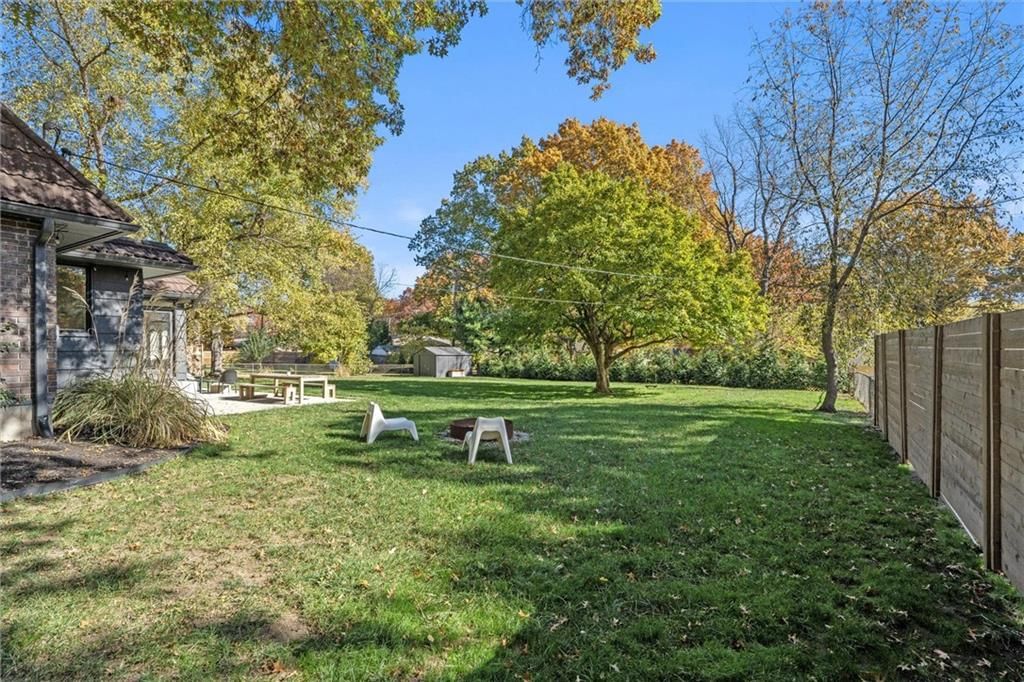 11301 Wornall Terrace — photo 41