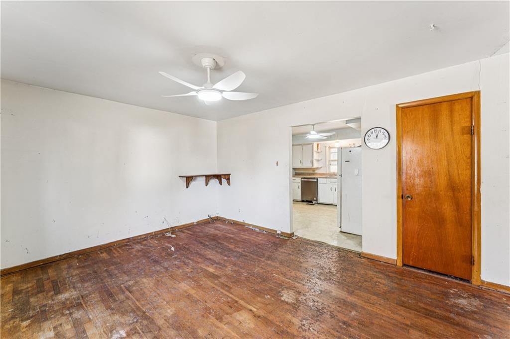 312 S Leona Street — photo 12