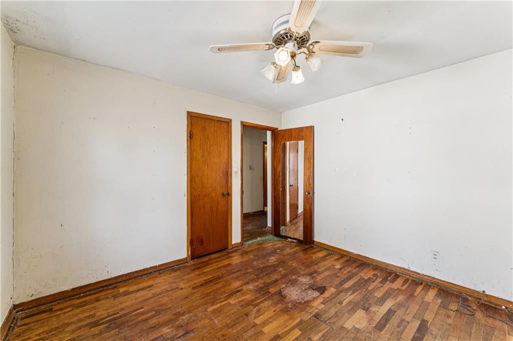 312 S Leona Street — photo 22