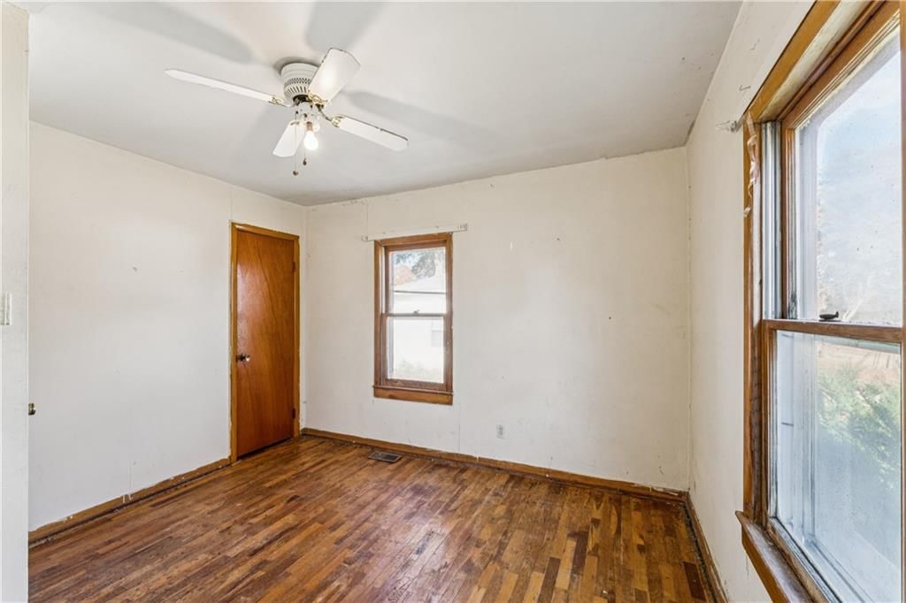 312 S Leona Street — photo 24