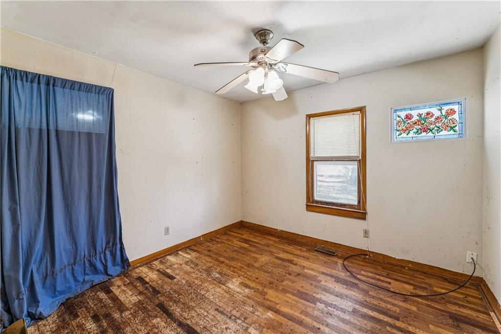 312 S Leona Street — photo 27