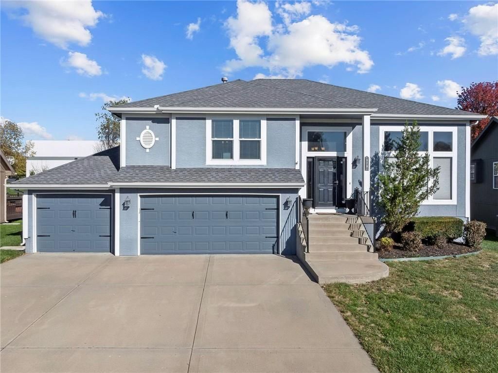 978 Sherman Drive, Liberty, MO