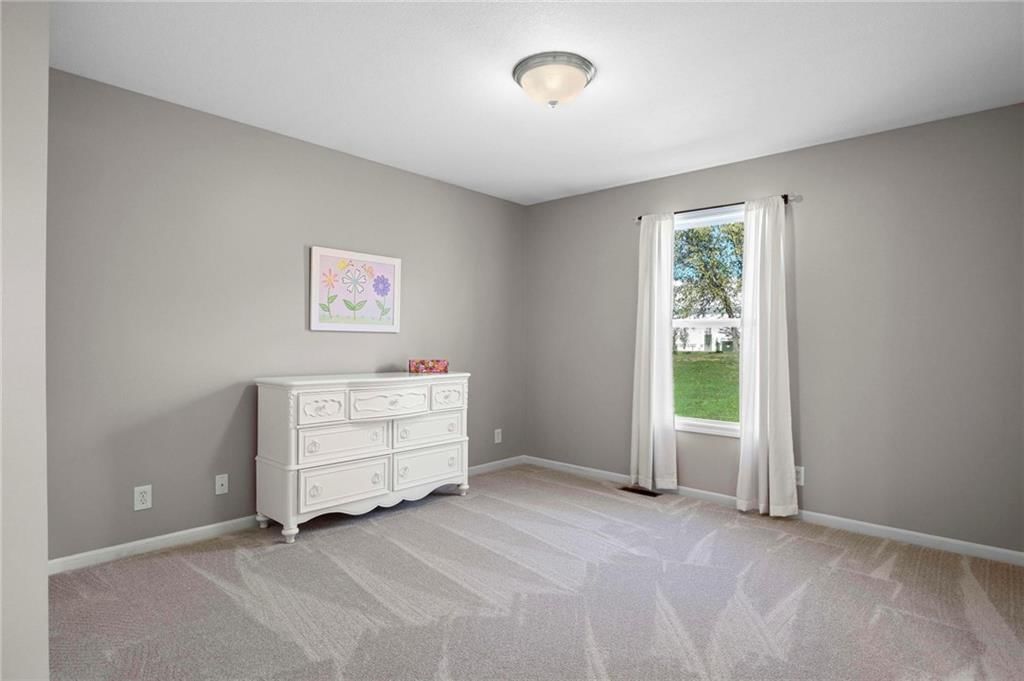 978 Sherman Drive — photo 26