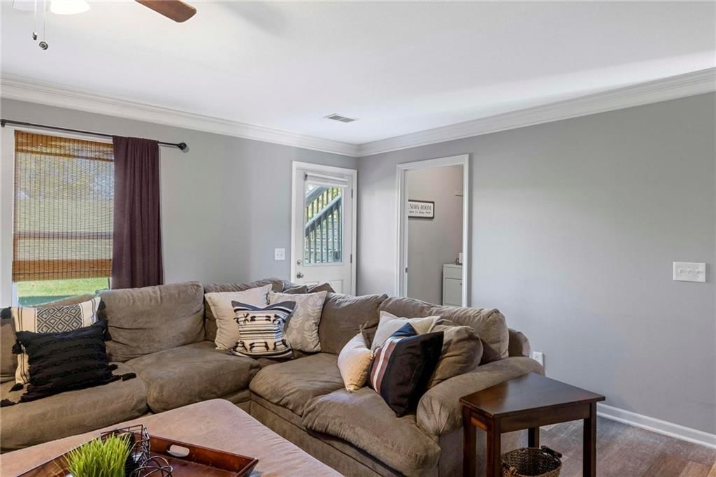 978 Sherman Drive — photo 30