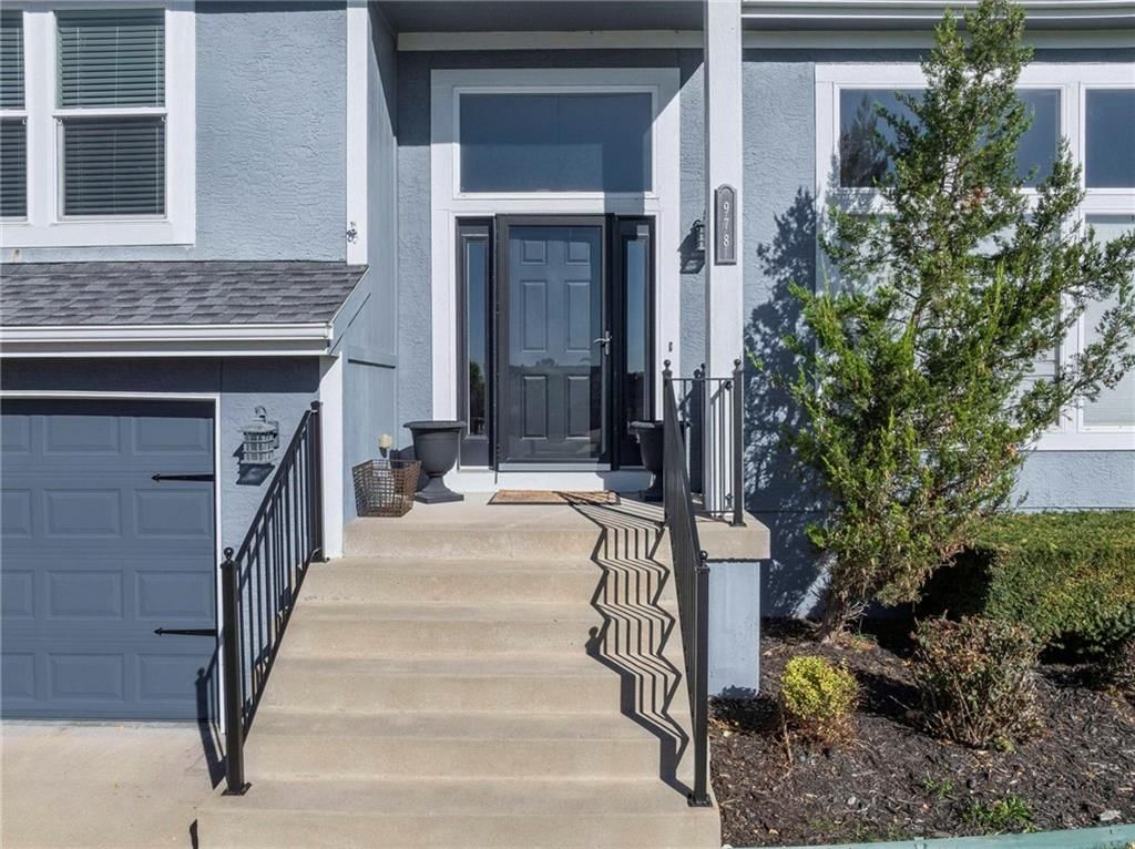 978 Sherman Drive — photo 45