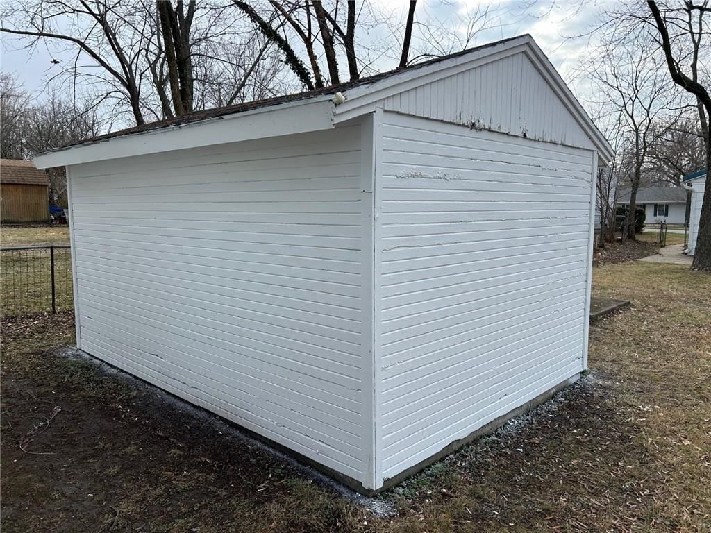 412 N Prewitt Street — photo 18