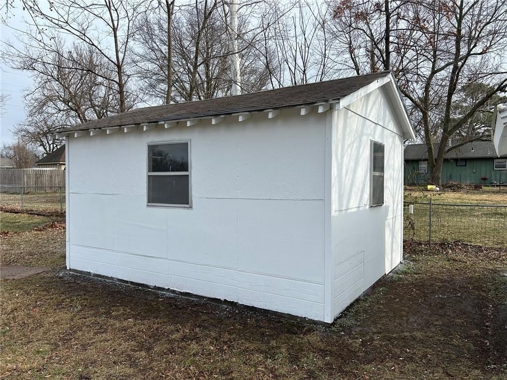 412 N Prewitt Street — photo 19