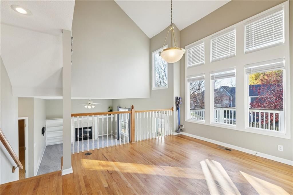 7336 N Wallace Avenue — photo 9