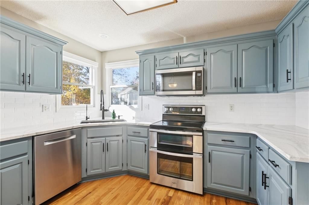 7336 N Wallace Avenue — photo 12