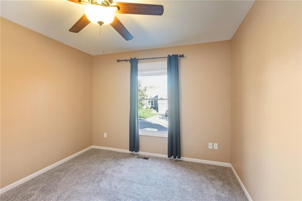 7336 N Wallace Avenue — photo 34