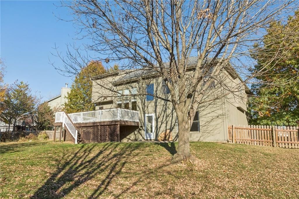 7336 N Wallace Avenue — photo 37