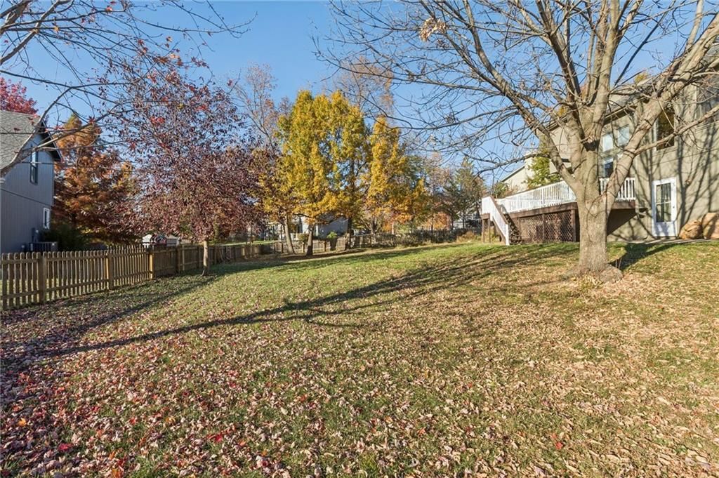 7336 N Wallace Avenue — photo 38