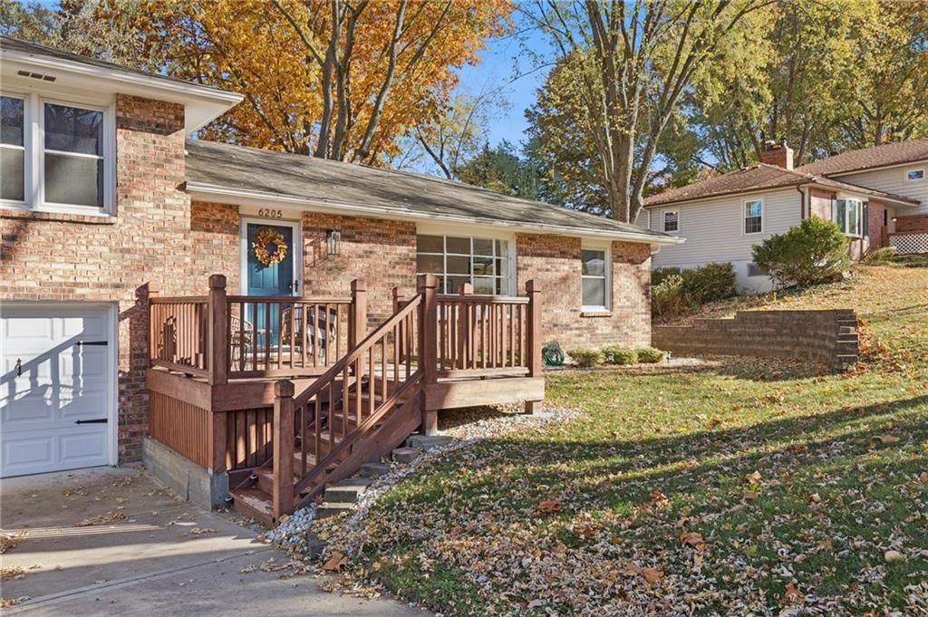 6205 NW KAREN Road — photo 3