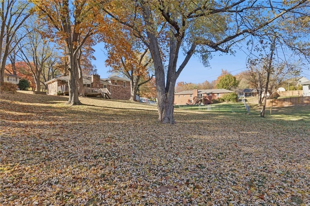 6205 NW KAREN Road — photo 35