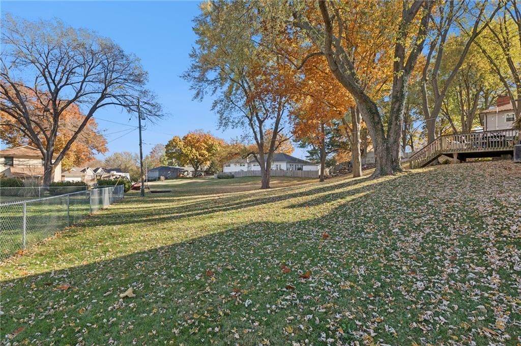6205 NW KAREN Road — photo 39