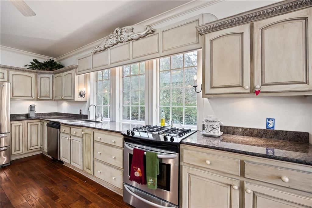 506 S Georgia Street — photo 10