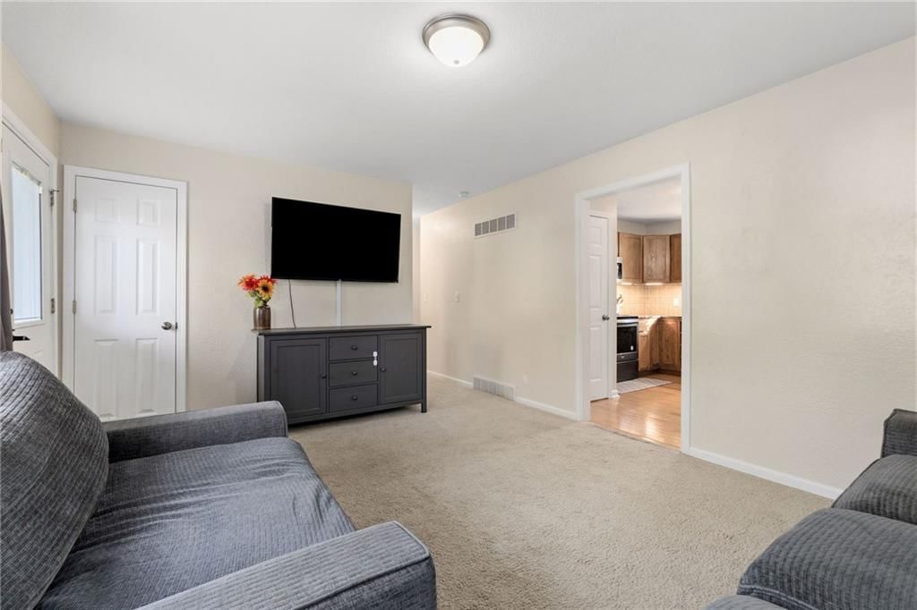 6409 River Road — photo 3