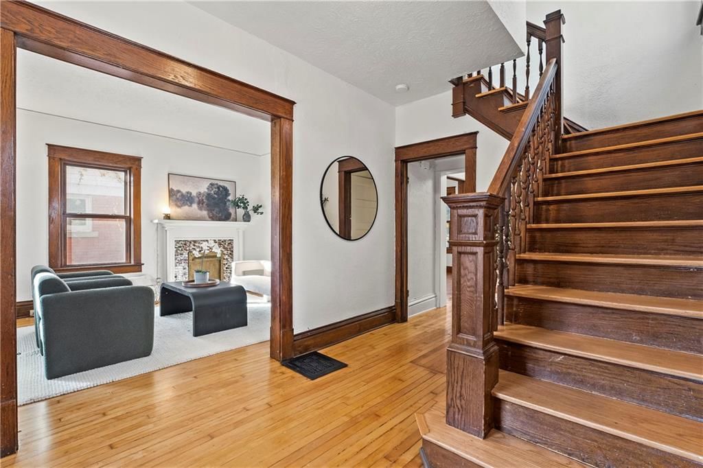 3948 Mercier Street — photo 3