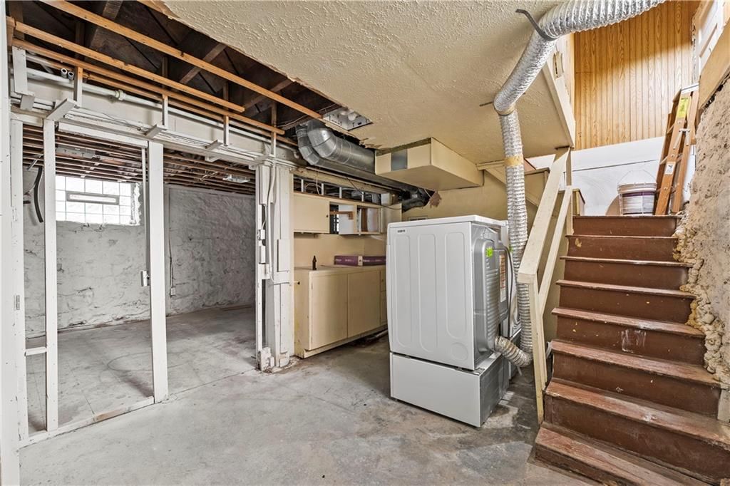 3948 Mercier Street — photo 18
