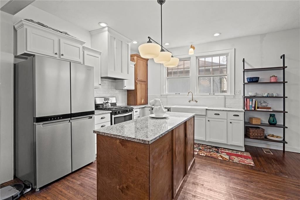 211 E Cedar Street — photo 12