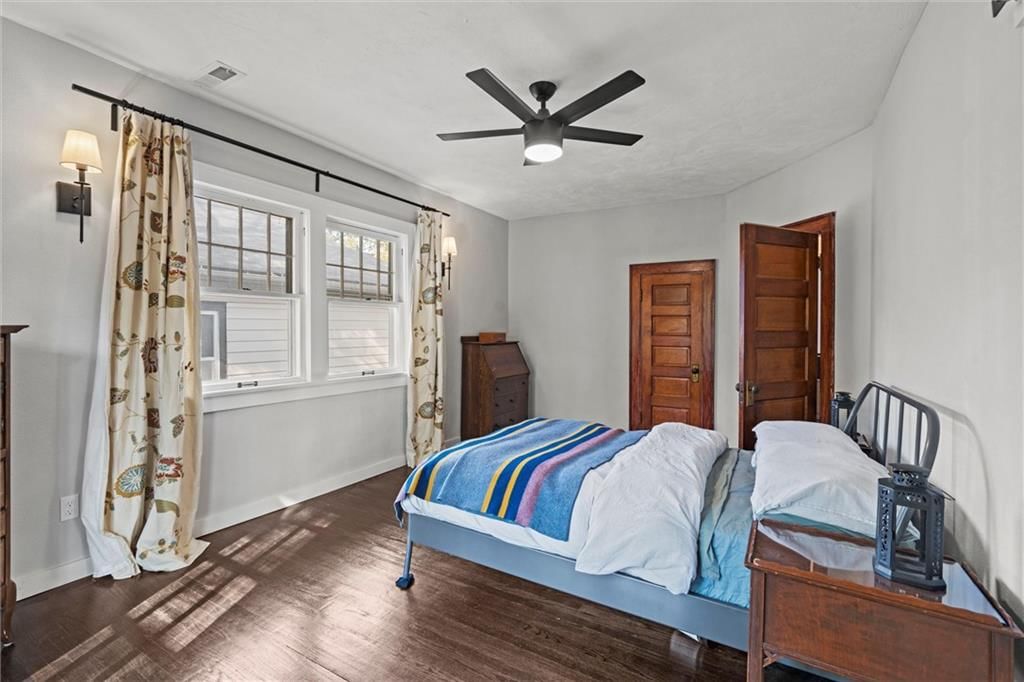 211 E Cedar Street — photo 21