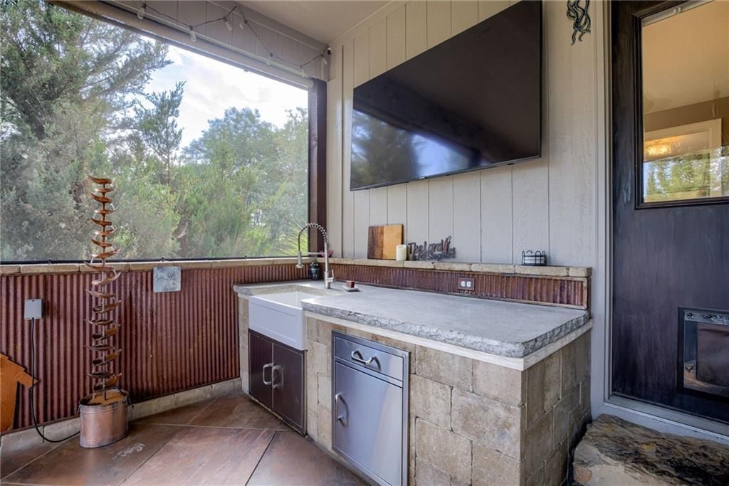 6123 NW 104th Terrace — photo 47