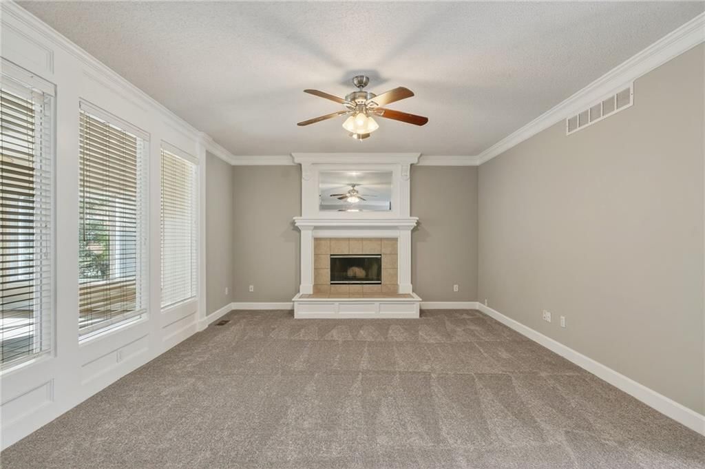 11902 W 131st Terrace — photo 3