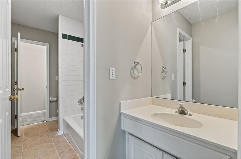 11902 W 131st Terrace — photo 32