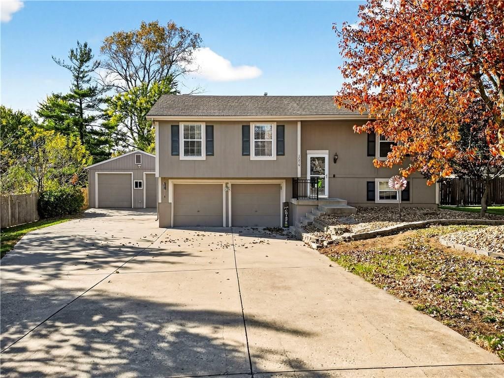 Photo 2 of 68 - 17210 Montgall Drive