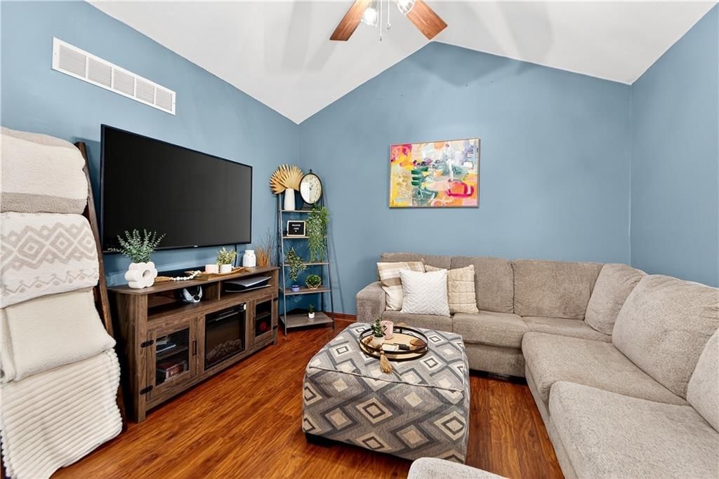 Photo 12 of 68 - 17210 Montgall Drive