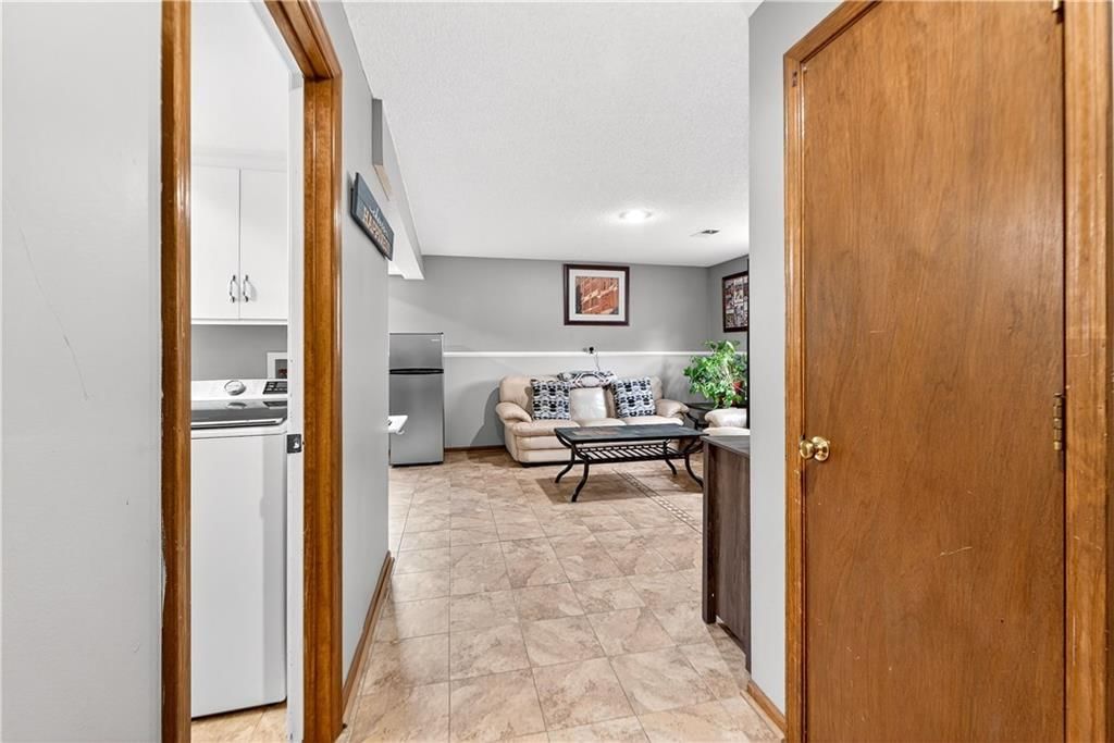 Photo 22 of 68 - 17210 Montgall Drive