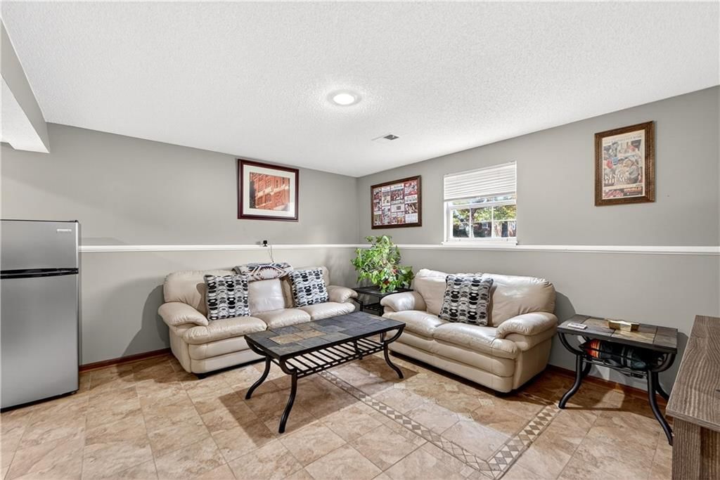 Photo 26 of 68 - 17210 Montgall Drive