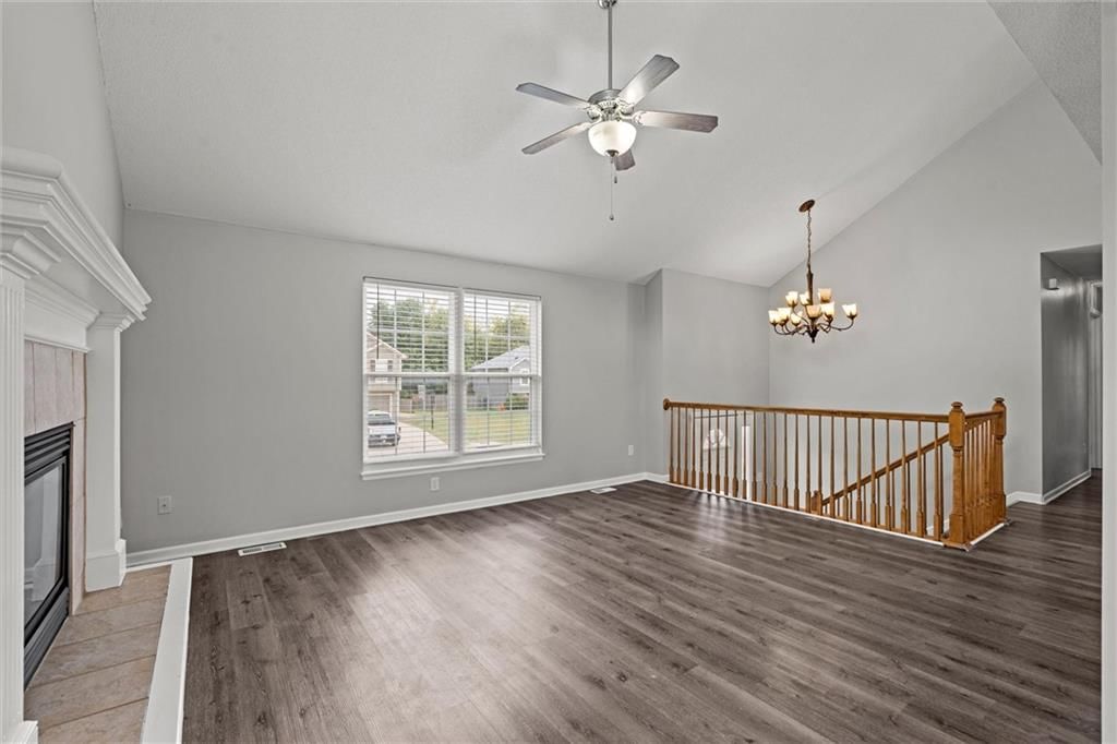 1112 S Scott Avenue — photo 10
