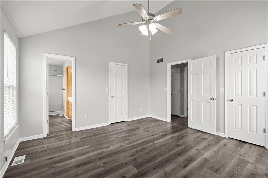1112 S Scott Avenue — photo 26