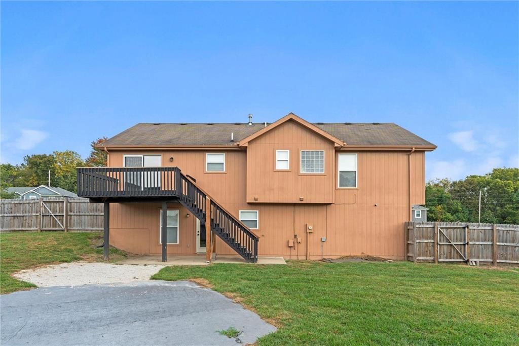 1112 S Scott Avenue — photo 41