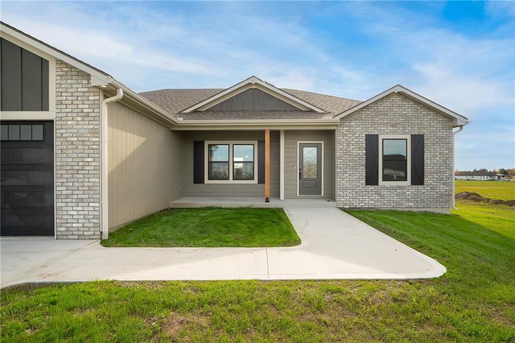 6724 Tucker Drive — photo 3
