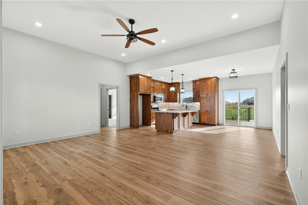 6724 Tucker Drive — photo 5