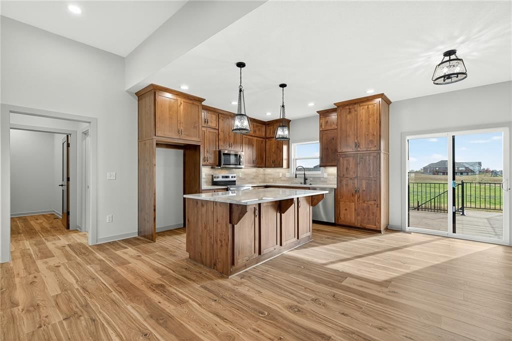 6724 Tucker Drive — photo 7