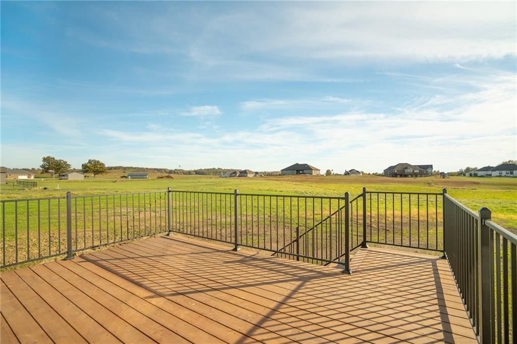 6724 Tucker Drive — photo 31