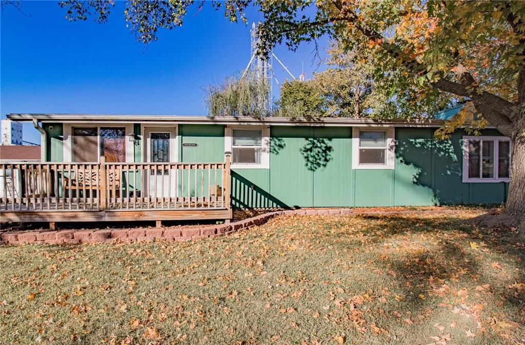 115 W Marshall Street, Sweet Springs, MO