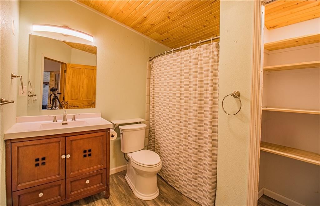 115 W Marshall Street — photo 13