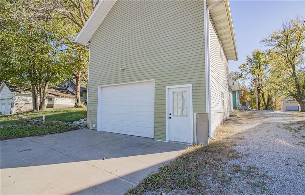 115 W Marshall Street — photo 21